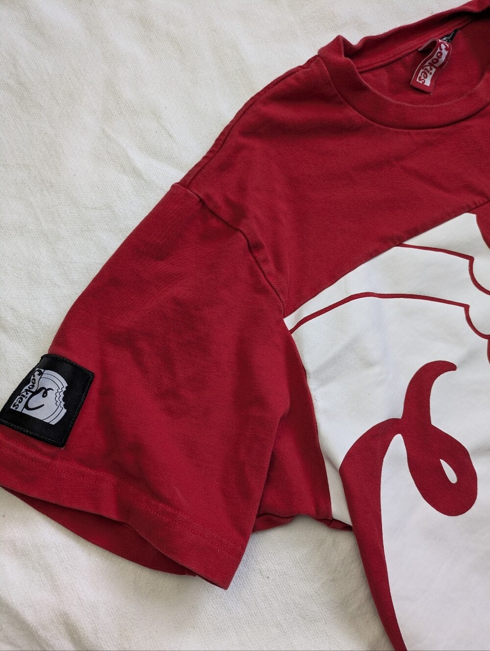Men's XL Cookies Red Tshirt With Graphic - Picture 3 of 8